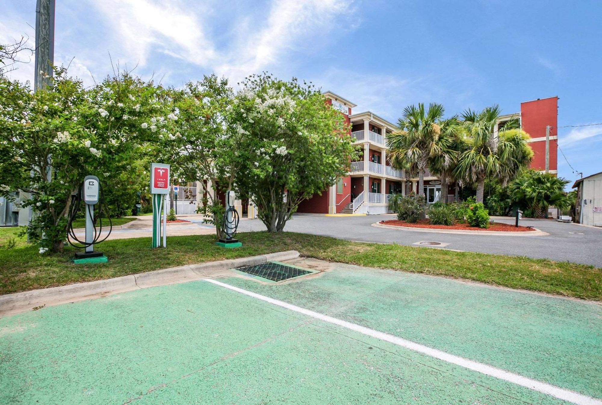 Water Street Hotel & Marina, Ascend Hotel Collection Apalachicola Extérieur photo
